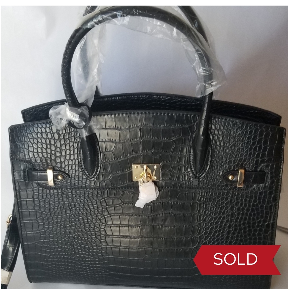 NWOT Gorgeous Black Handbag & Wallet